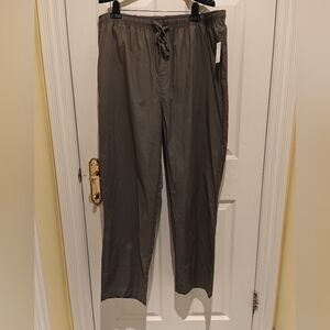 NWT AMAZON ESSENTIALS MENS TROUSERS